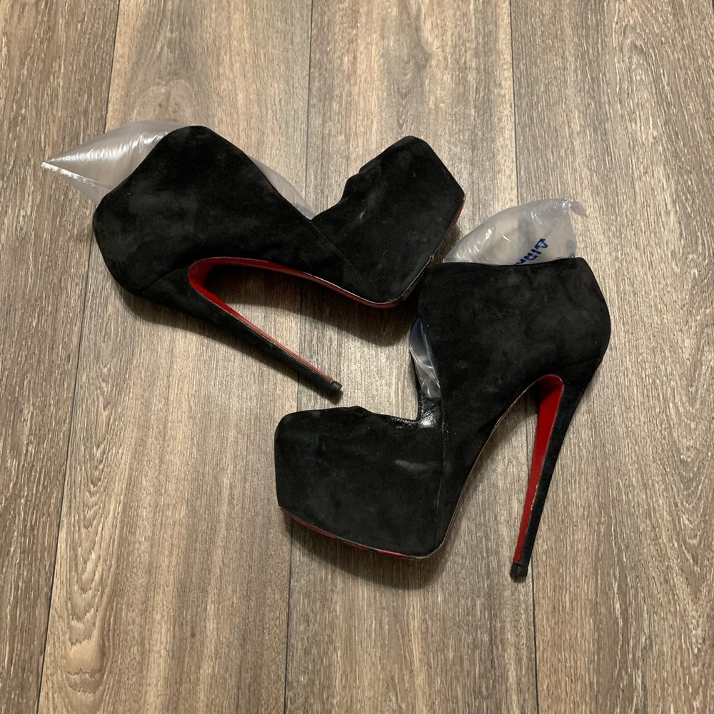 Christian Louboutin Black Suede Booties 38 1/2 - Picture 9 of 12